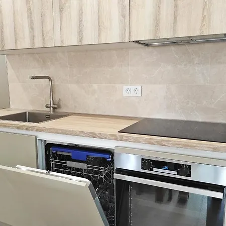 Apartamento En El Centro De Esglesia Apartman *
